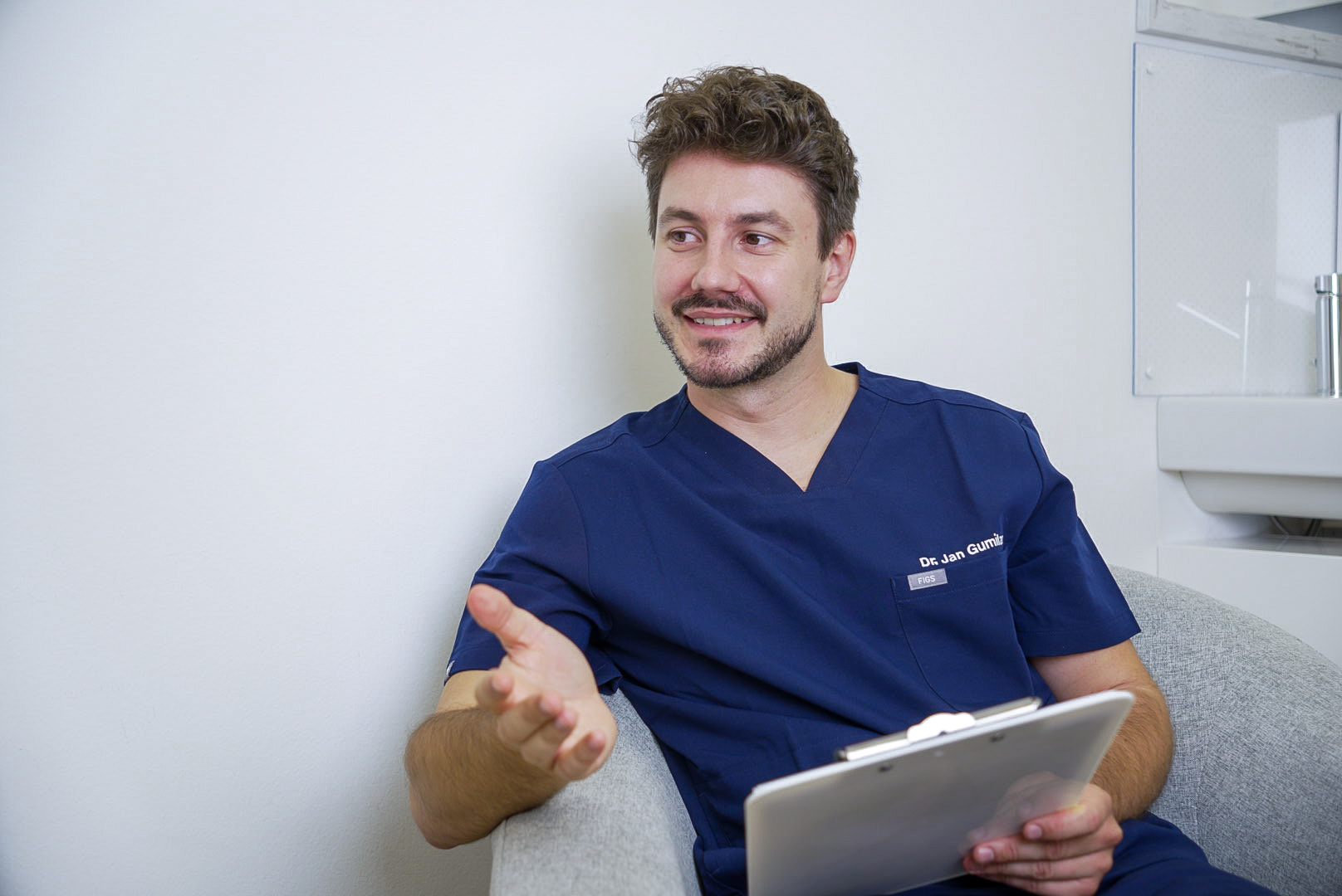 Dr. Jan Gumilar, Arzt für ästhetische Medizin in Wien